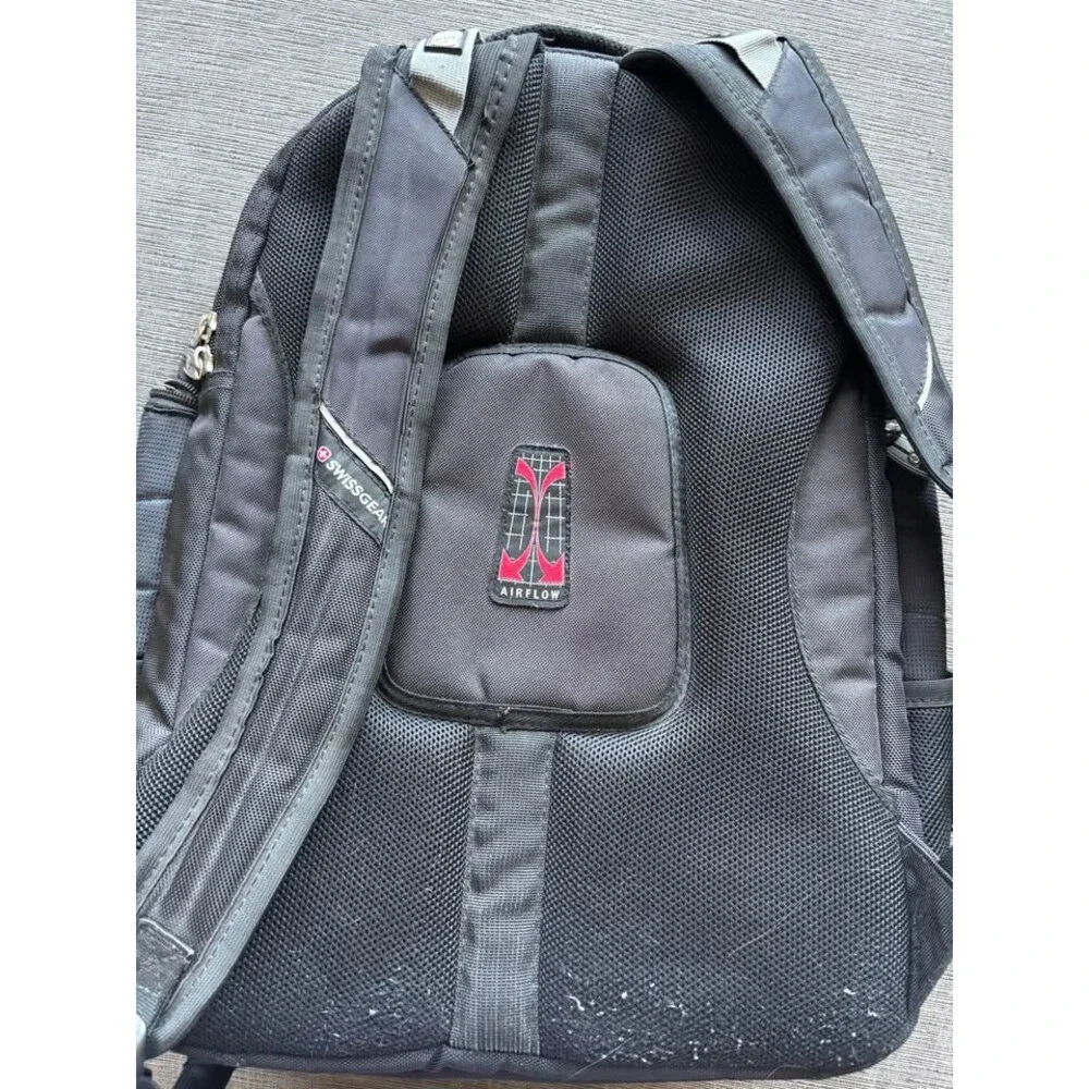 Swissgear ScanSmart Tech Laptop Backpack Black Airflow Multi-Pocket Travel Bag